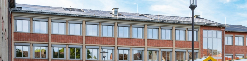 Équiper les bâtiments publics de panneaux solaires